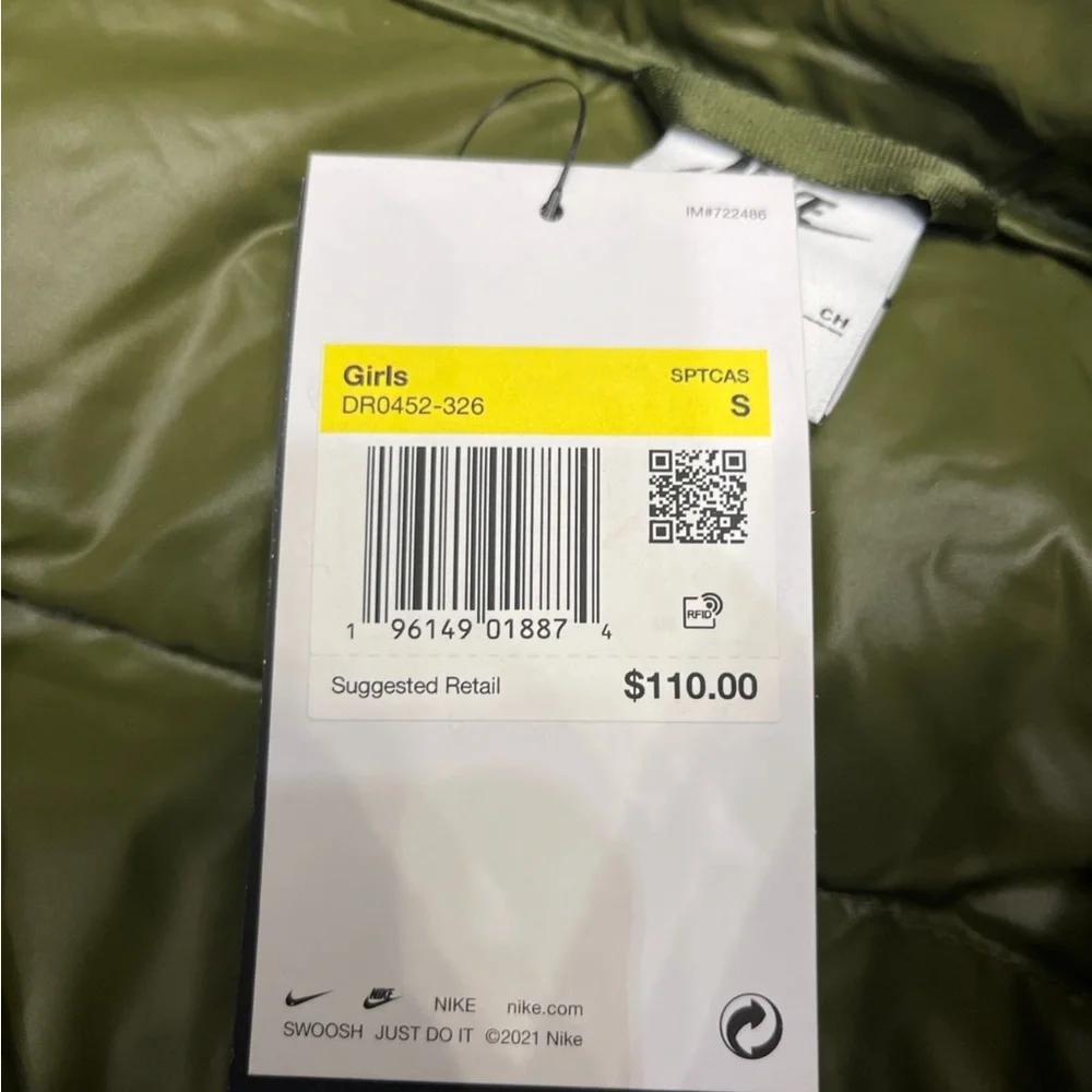 NWT Nike Youth Girls Puffer Jacket